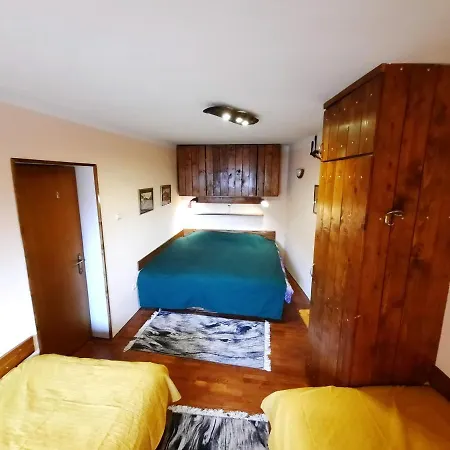 Pod Bregom - Gondola 180m Appartement